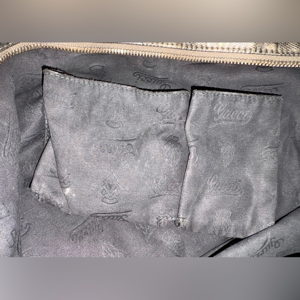 Gucci Green Shoulder Bag Luxurious Design - Picture 13 of 16